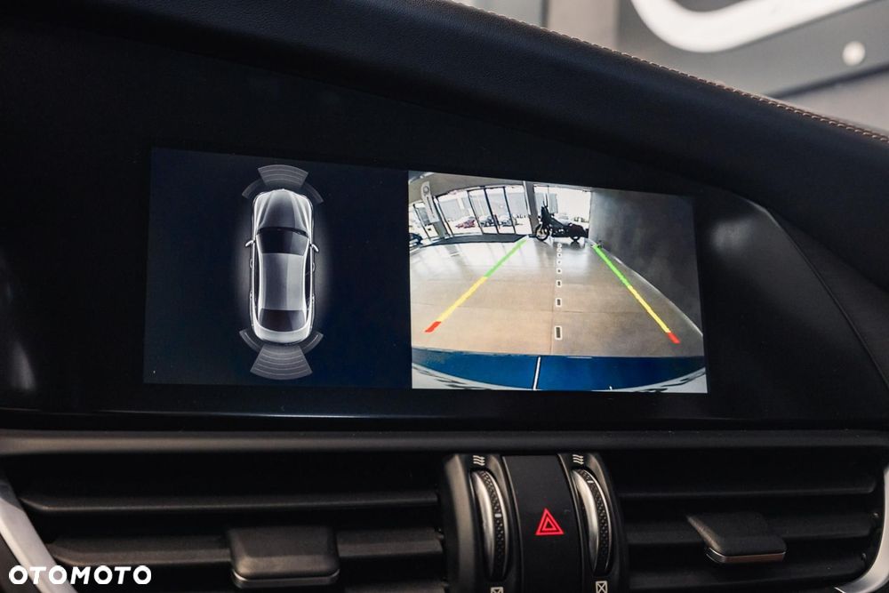 Alfa Romeo Giulia 2.0 Turbo Veloce Q4 - 19