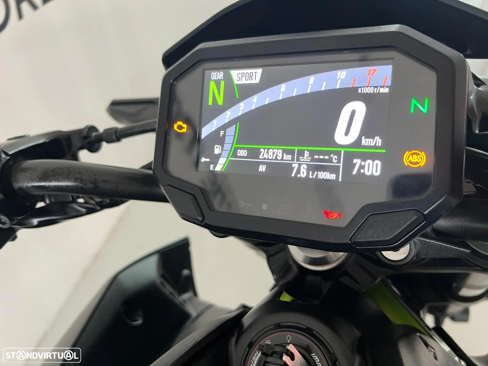 Kawasaki Z 900 - 12