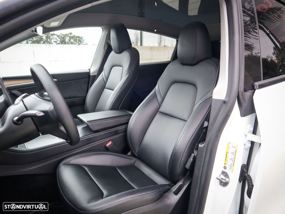 Tesla Model Y Performance Tração Integral - 29