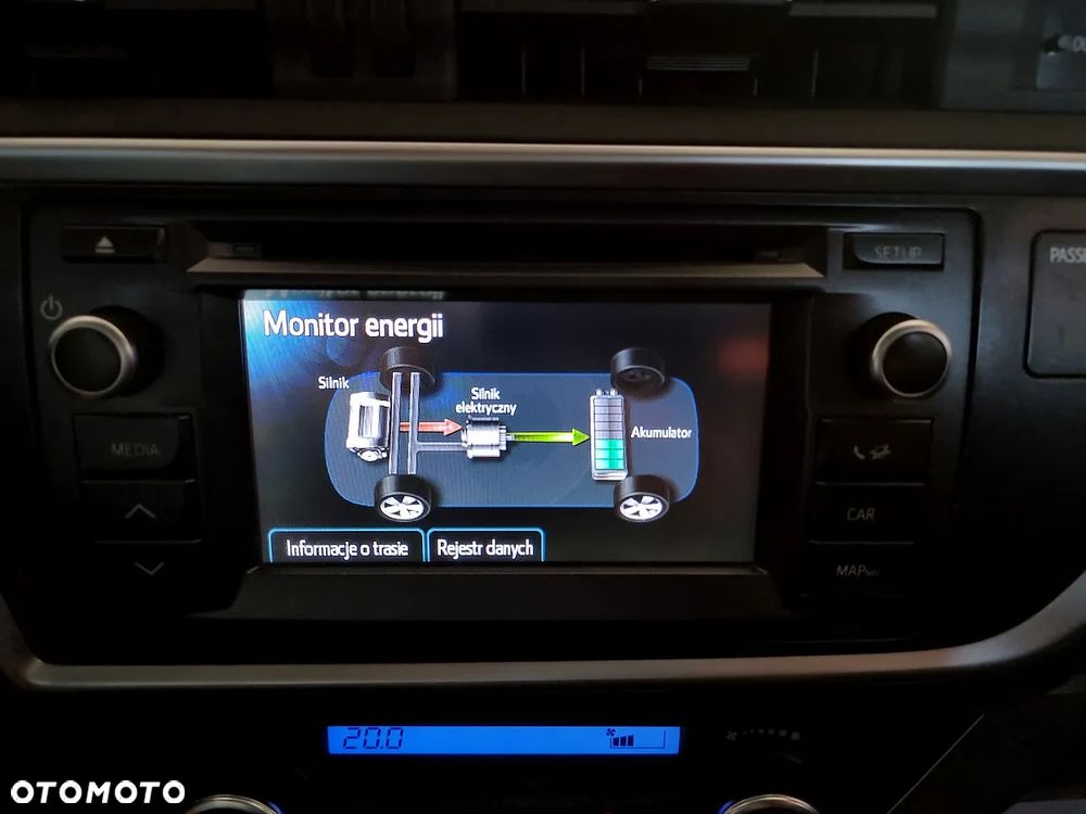 Toyota Auris - 30