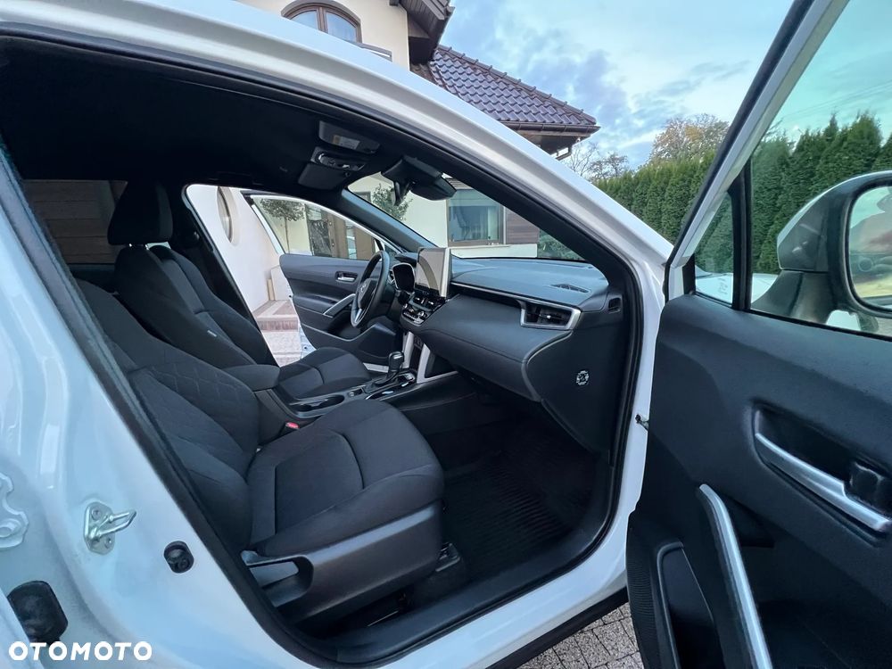 Toyota Corolla Cross 2.0 Hybrid Comfort - 10