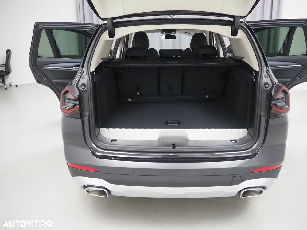 BMW X3 xDrive30e AT PHEV - 9