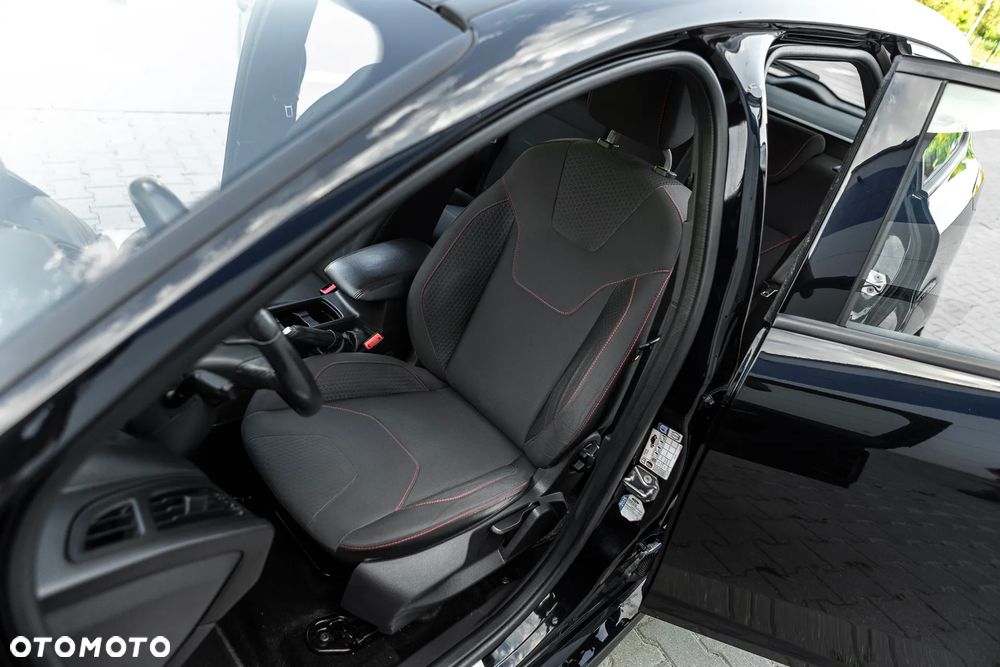 Ford Focus - 28