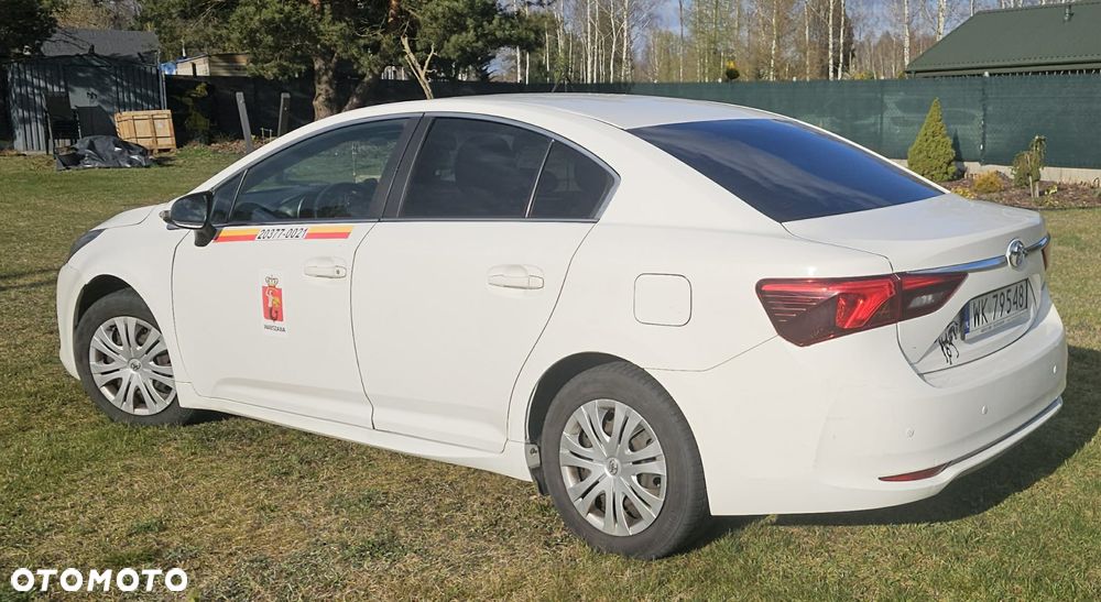 Toyota Avensis 1.8 Active - 7