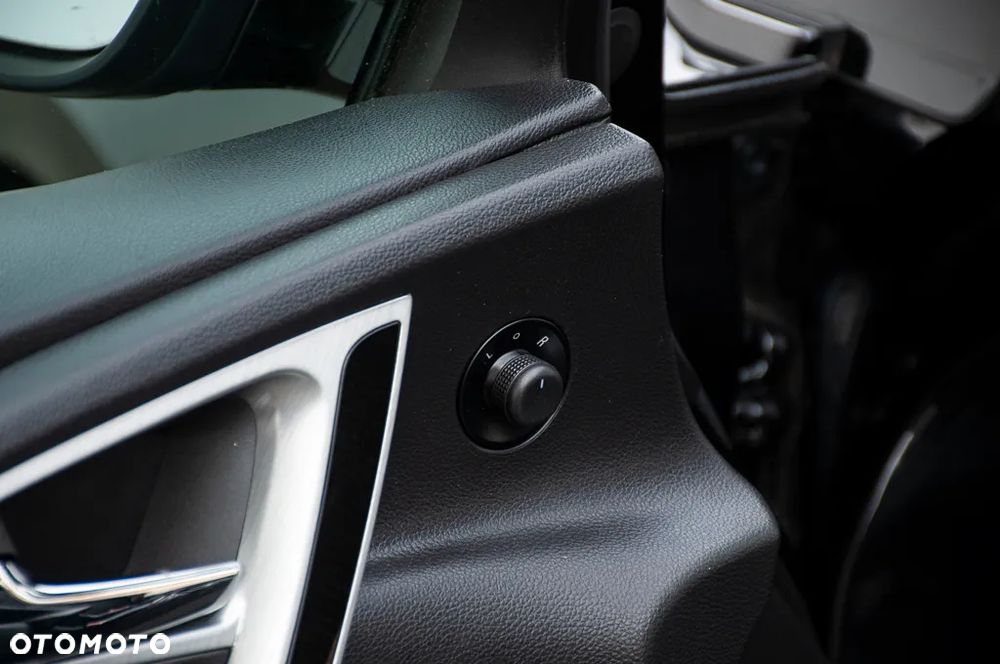 Opel Astra 1.4 Turbo Edition - 34