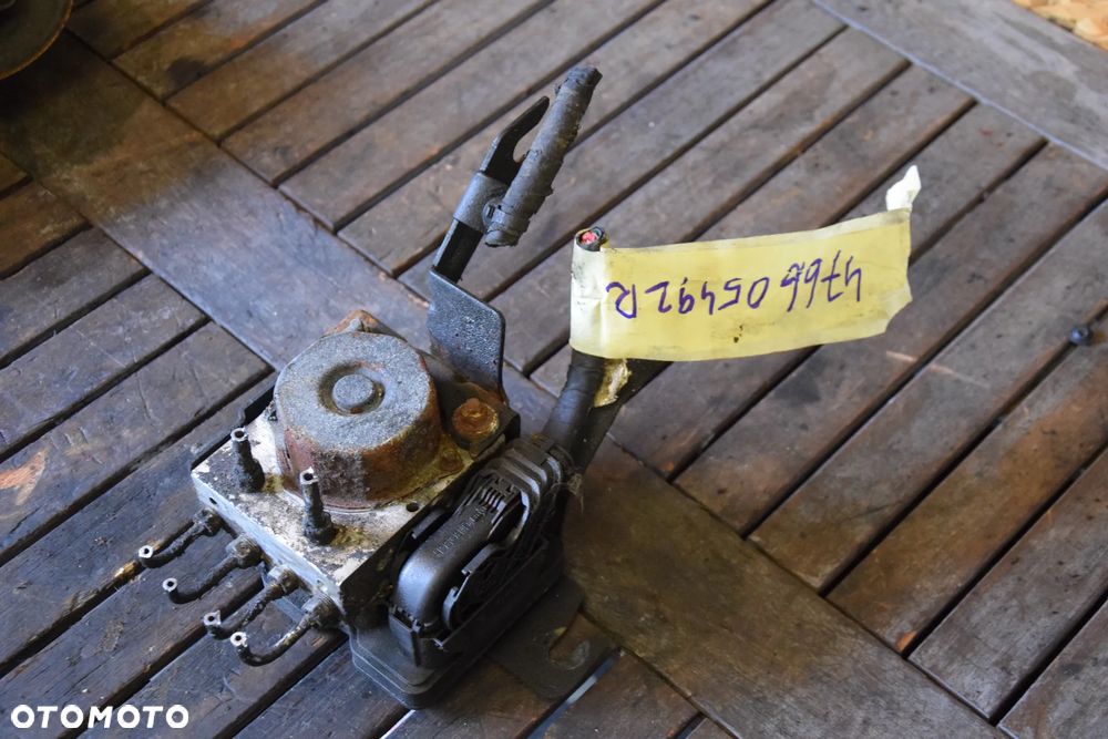 Dacia Sandero II Logan II 2012- 1.2 Pompa ABS 476605492R - 1