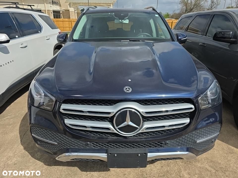 Mercedes-Benz GLE - 1