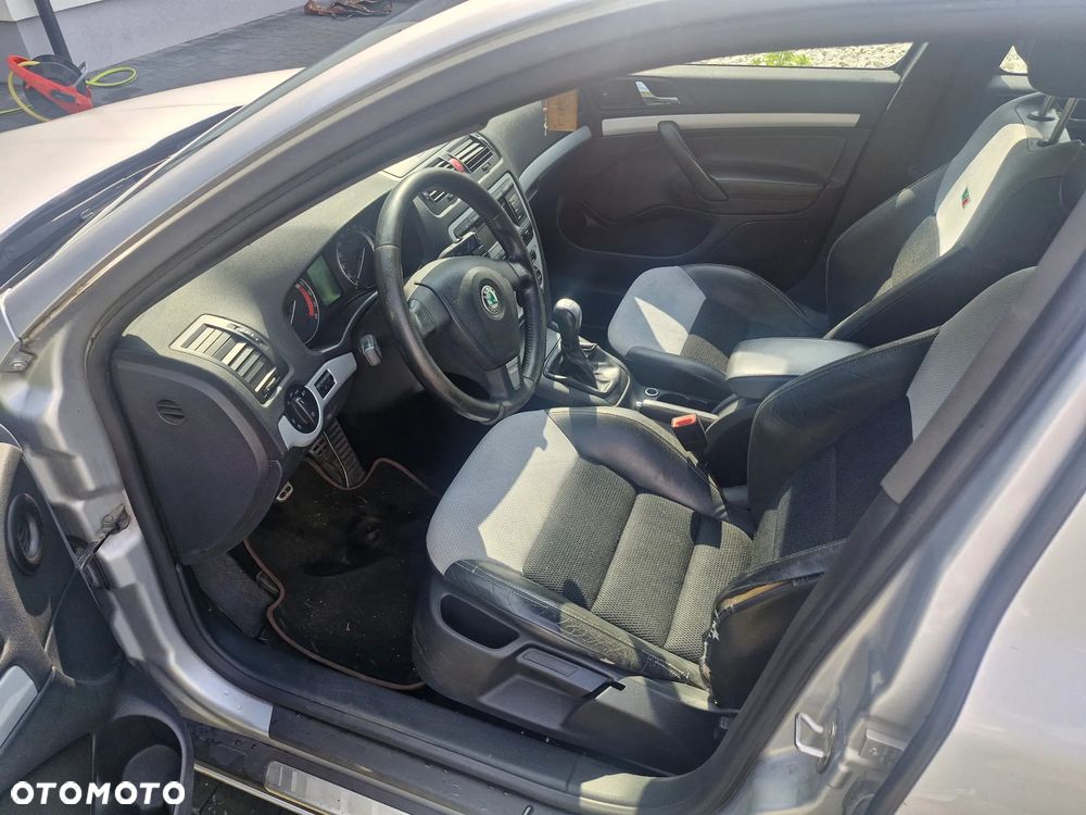 Skoda Octavia 2.0 TDI RS - 5