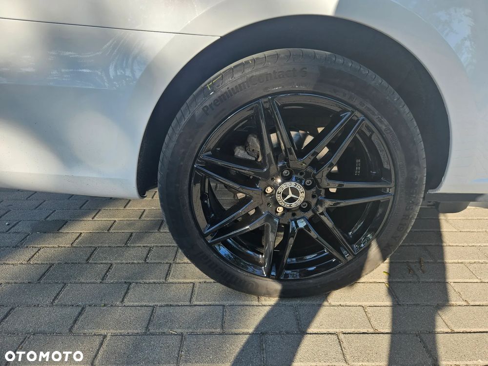 Mercedes-Benz Klasa V 300 d 4-Matic 9G-Tronic Exclusive (ekstra d³) - 27