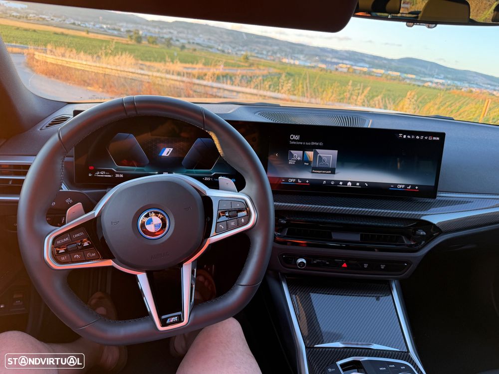 BMW 330 e Pack Desportivo M Pro Auto - 11