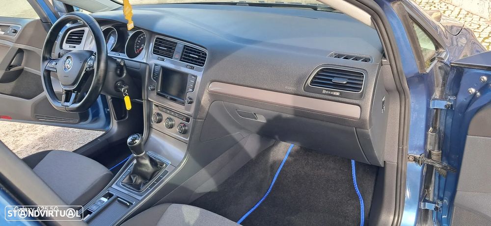 VW Golf 1.6 TDi BlueMotion Comfortline - 22