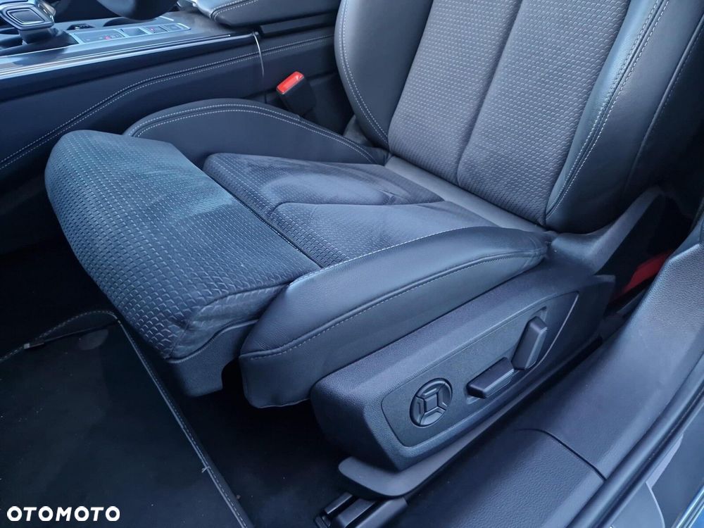 Audi A6 Avant - 13