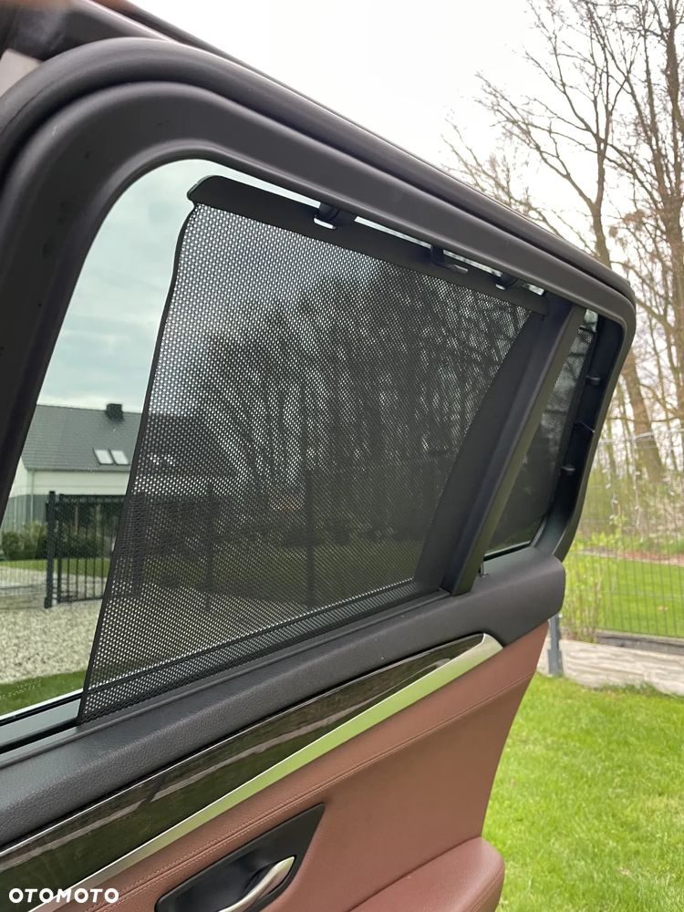 BMW Seria 5 520d xDrive Luxury Line - 26