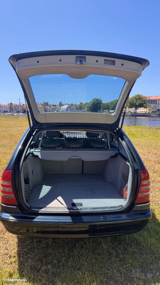 Mercedes-Benz C 220 - 6