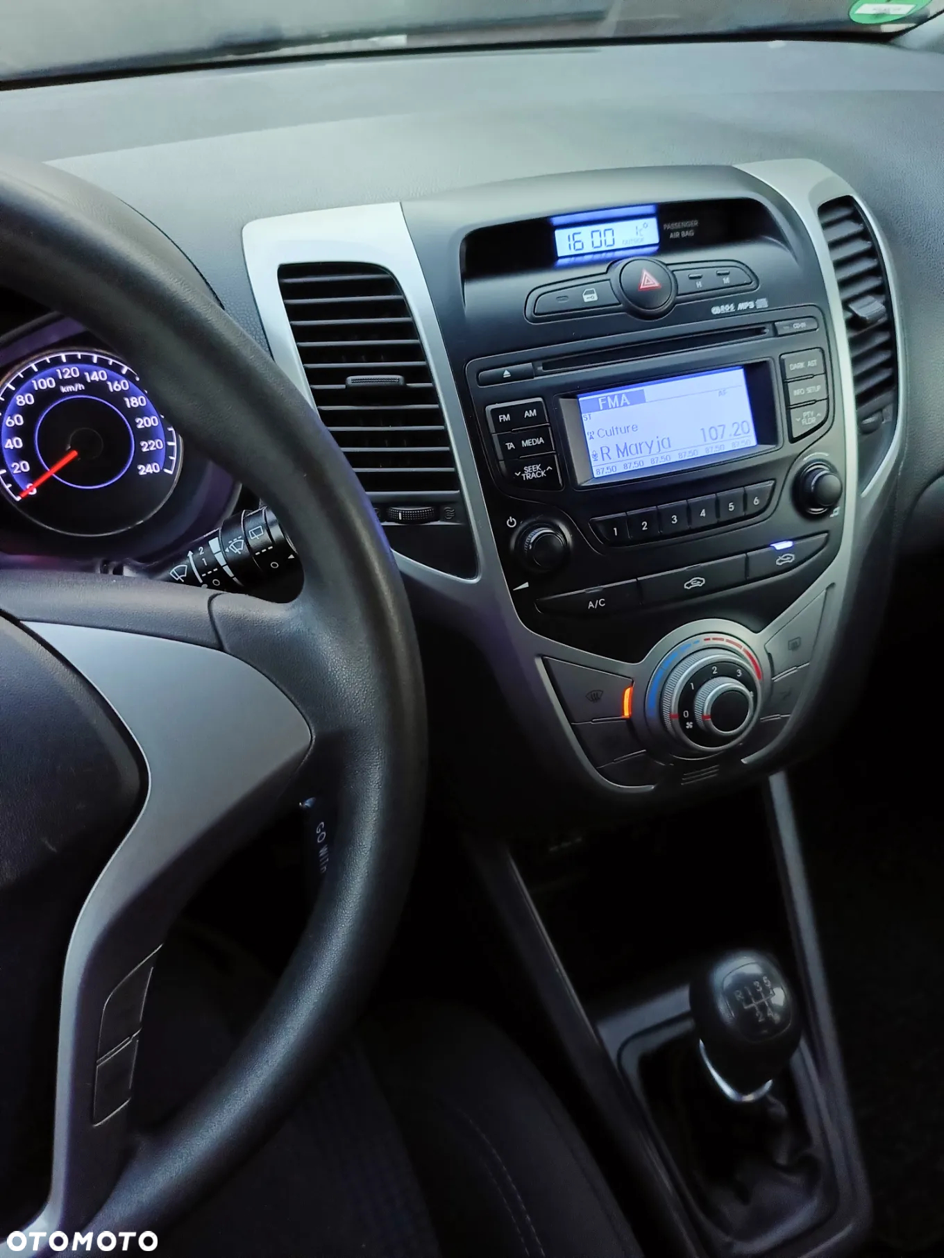 Hyundai ix20 1.4 Classic + - 16