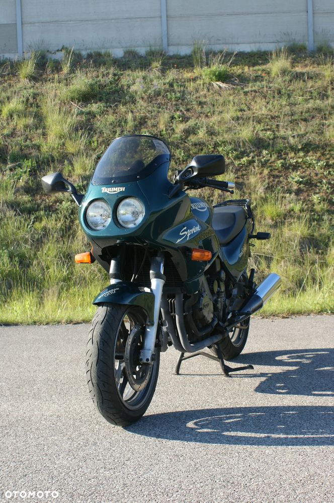 Triumph Trident - 4