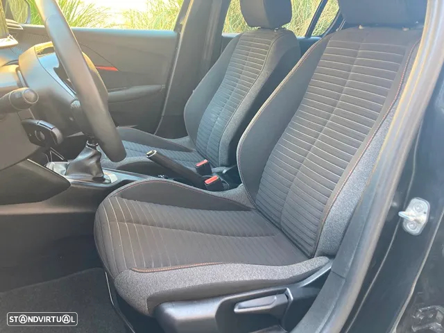 Peugeot 208 1.2 PureTech Allure - 26