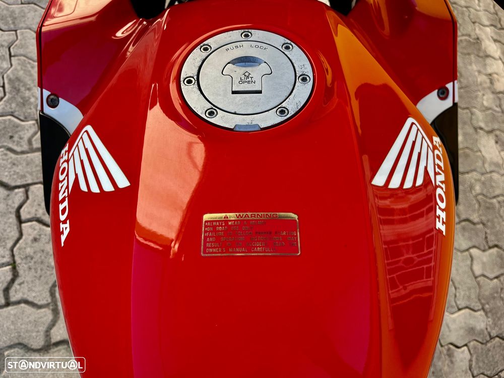 Honda CBR 1000 F - 11