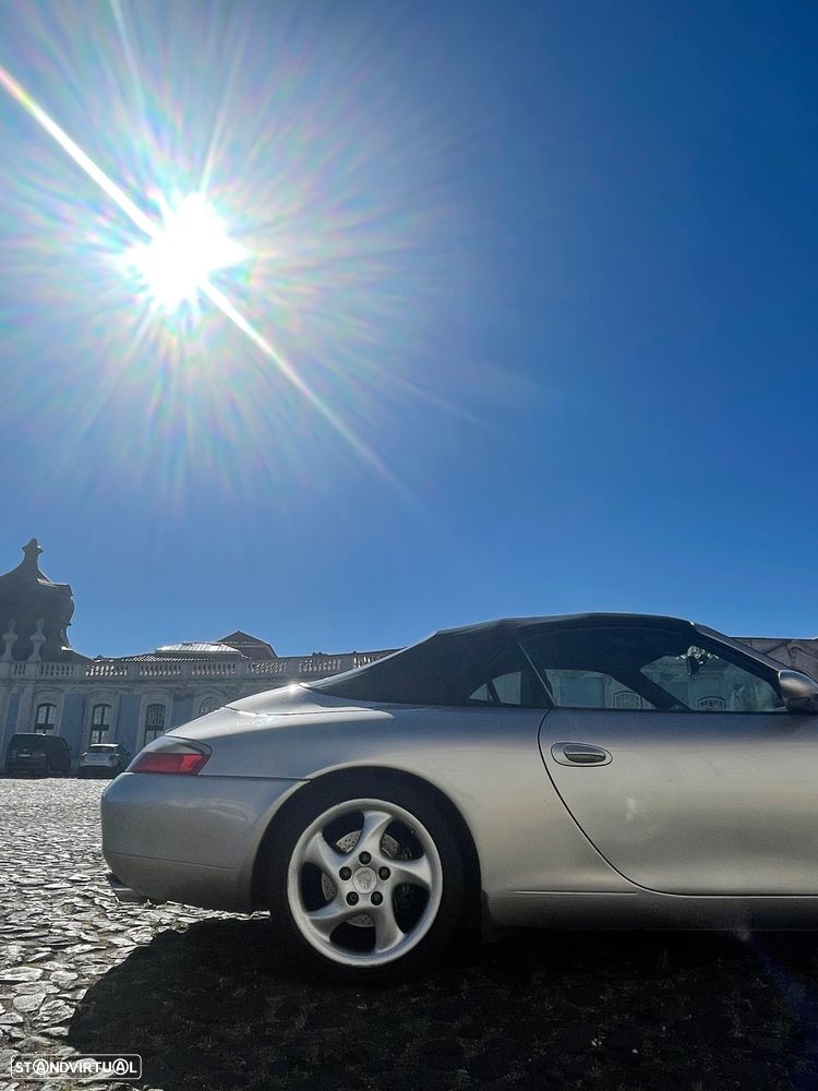 Porsche 911 Série F - 6