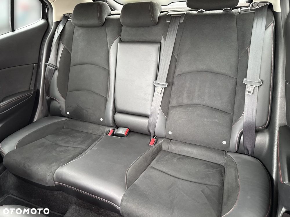 Mazda 3 1.5 D Skypassion - 15