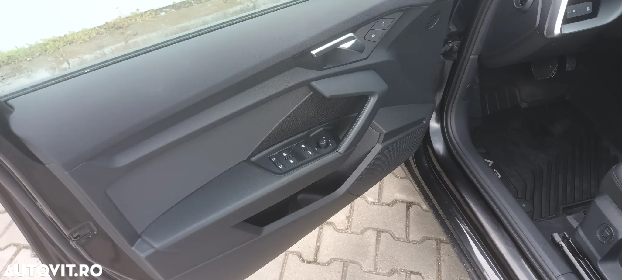 Audi A3 Sportback 35 TFSI S tronic - 5