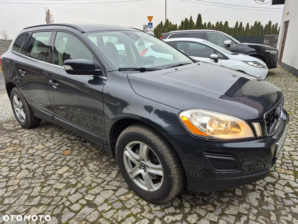 Volvo XC 60 D3 AWD Momentum - 35