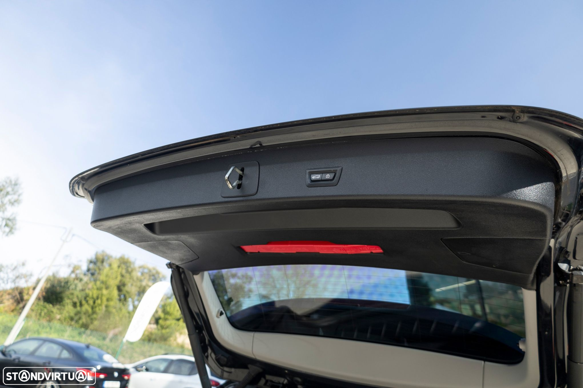 BMW X1 16 d sDrive Advantage - 39