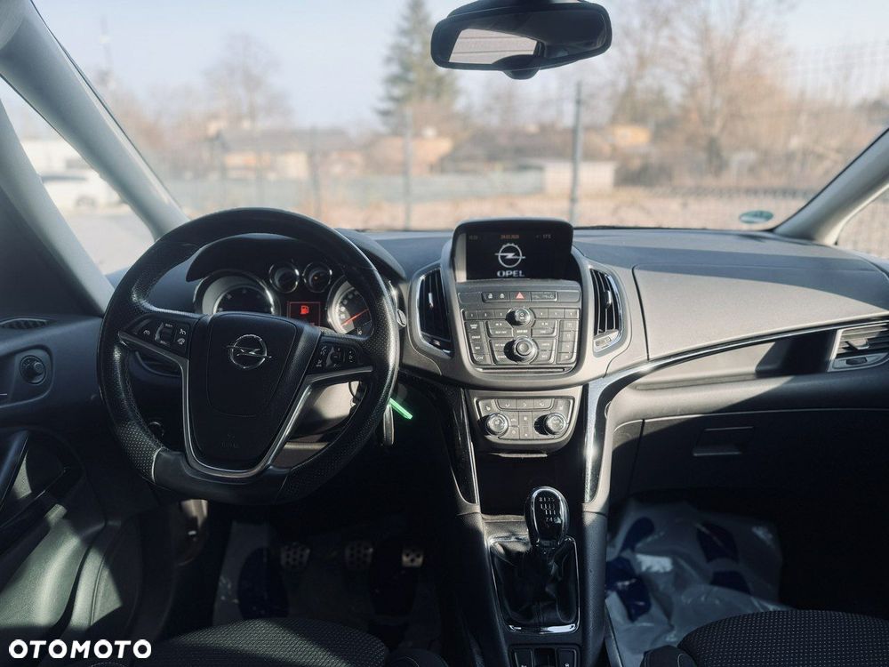 Opel Zafira 2.0 CDTI Enjoy - 29