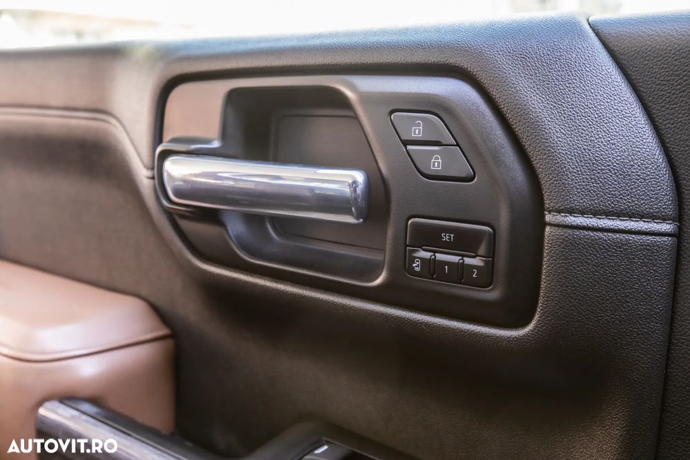 Chevrolet Silverado - 19