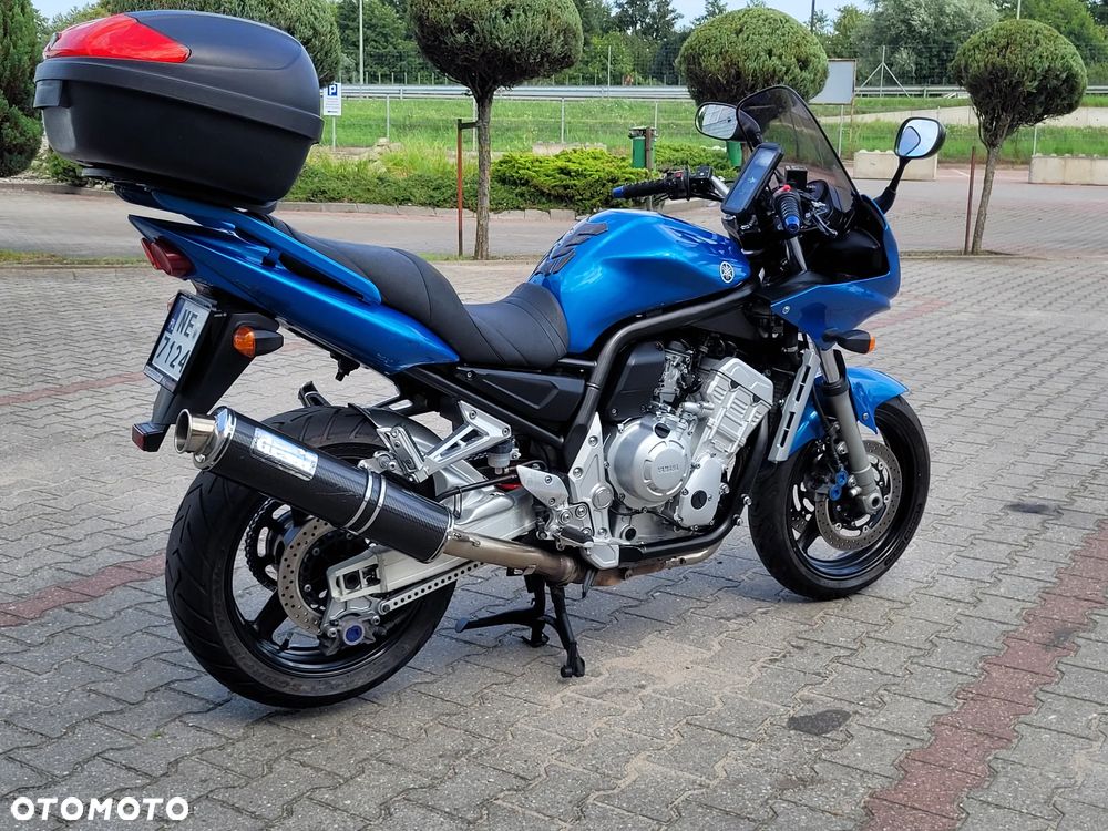 Yamaha FZS - 7