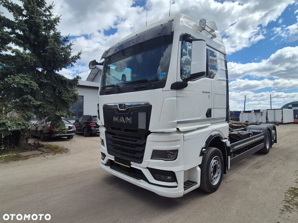 MAN TGX oś skrętna 26.510 BDF - 2