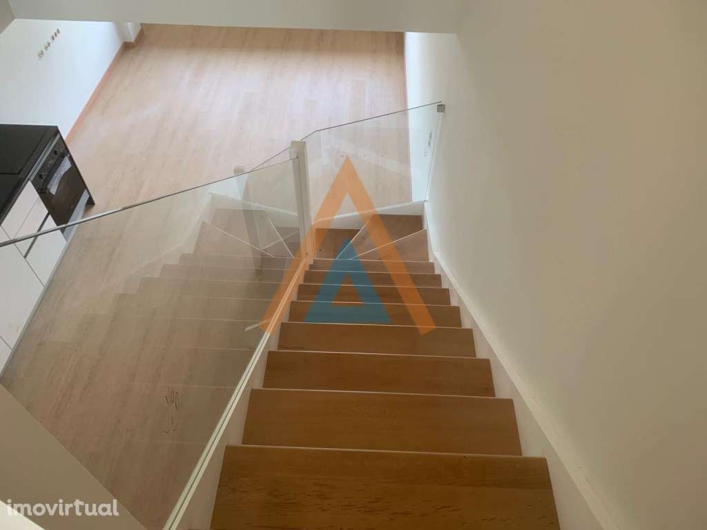 T3 Duplex - São João da Madeira - Grande imagem: 3/17