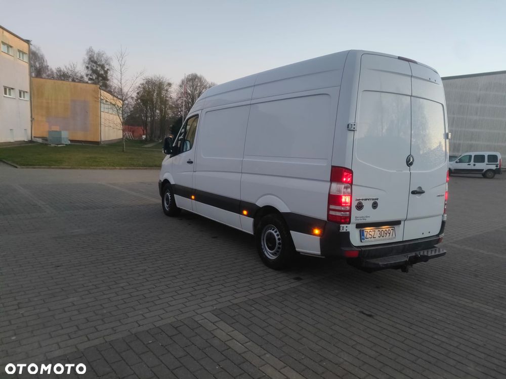 Mercedes-Benz SPRINTER - 6