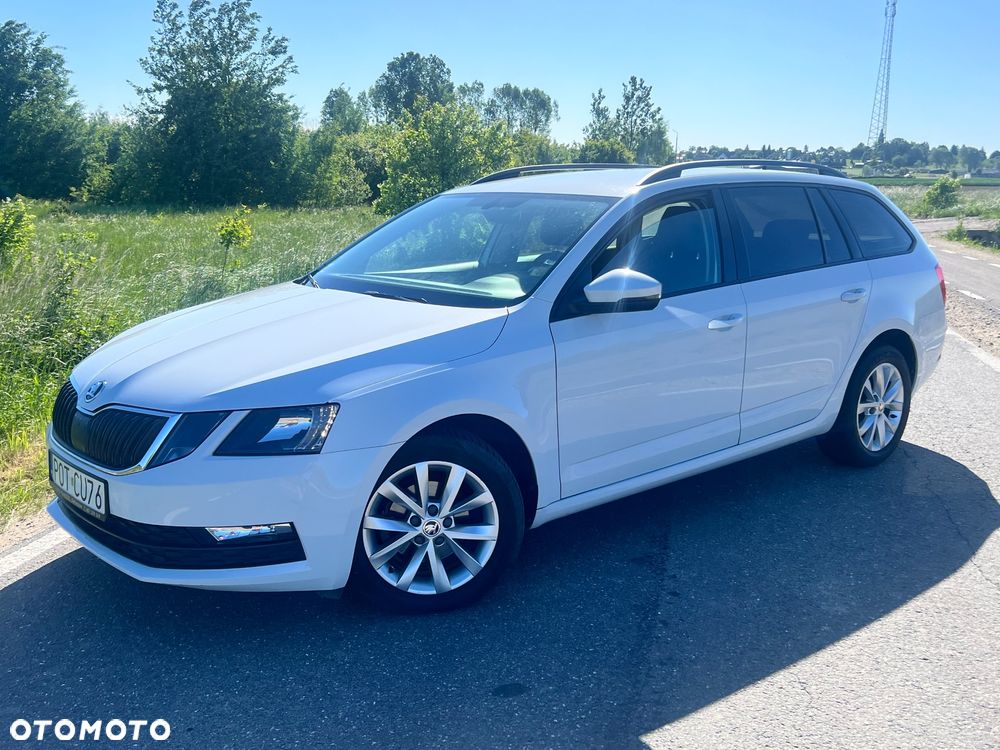 Skoda Octavia 1.6 TDI DSG Premium Edition - 1