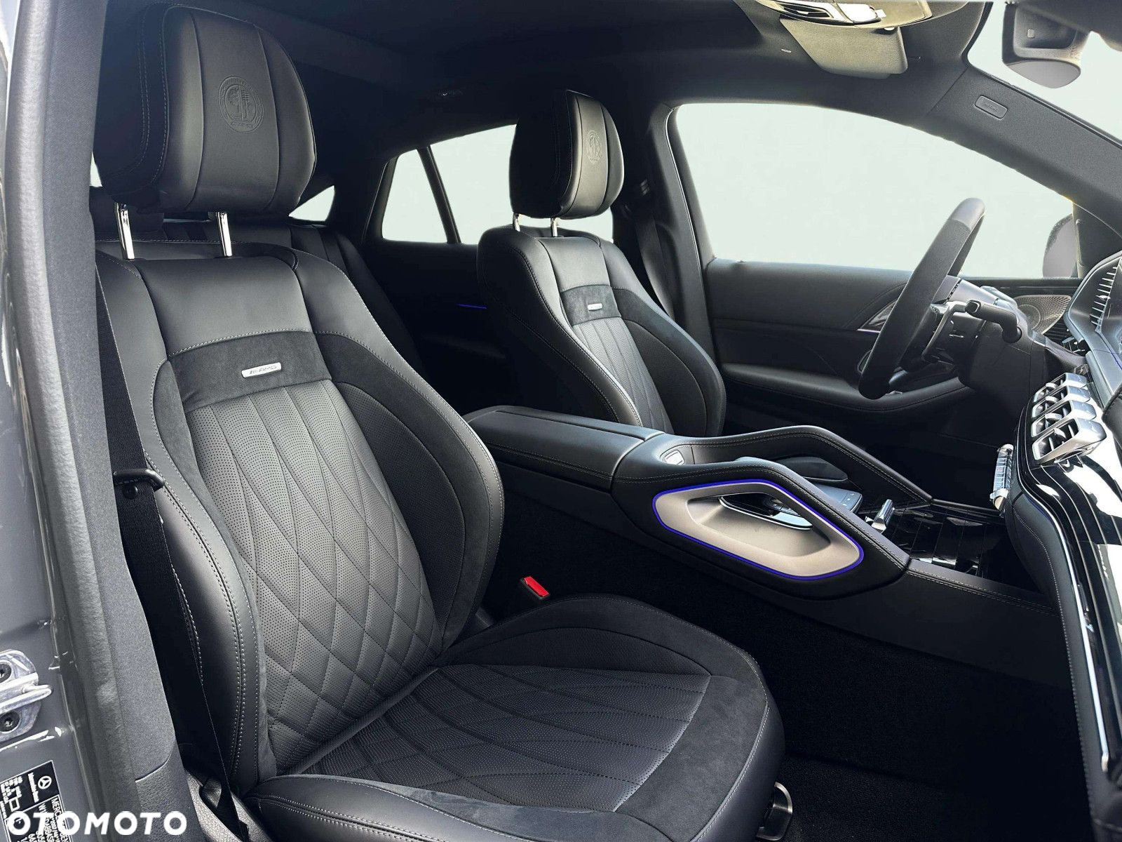 Mercedes-Benz GLE - 10