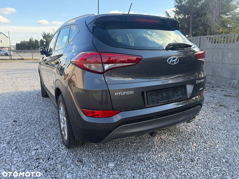 Hyundai Tucson 2.0 CRDi 4WD Automatik Style - 6