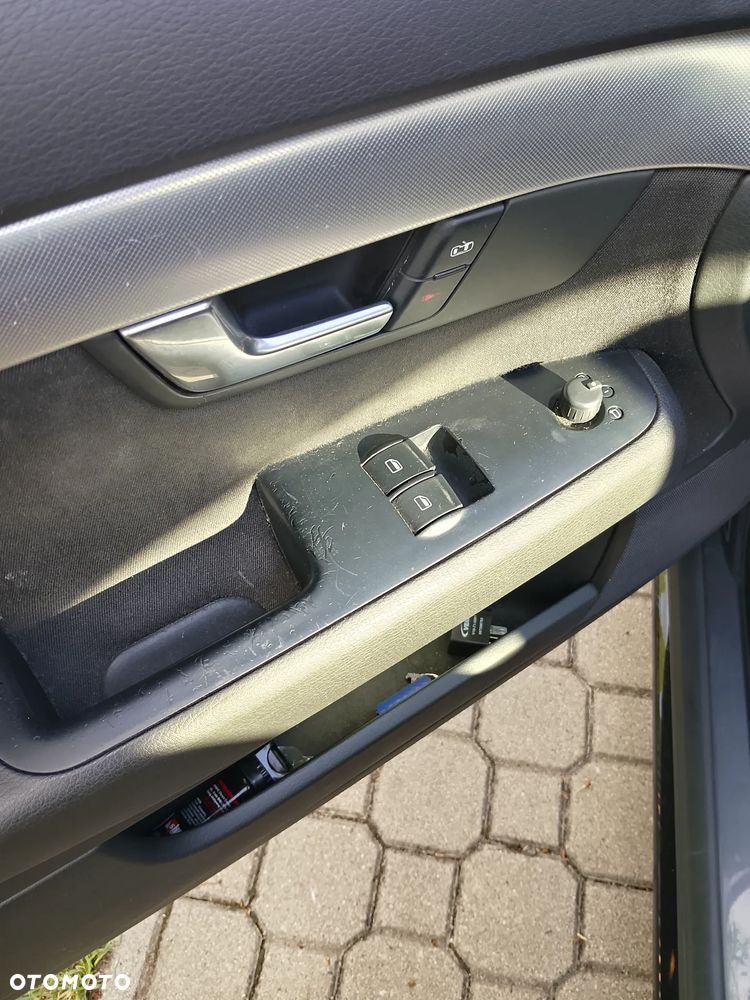 Audi A4 Avant 1.8T Quattro - 8