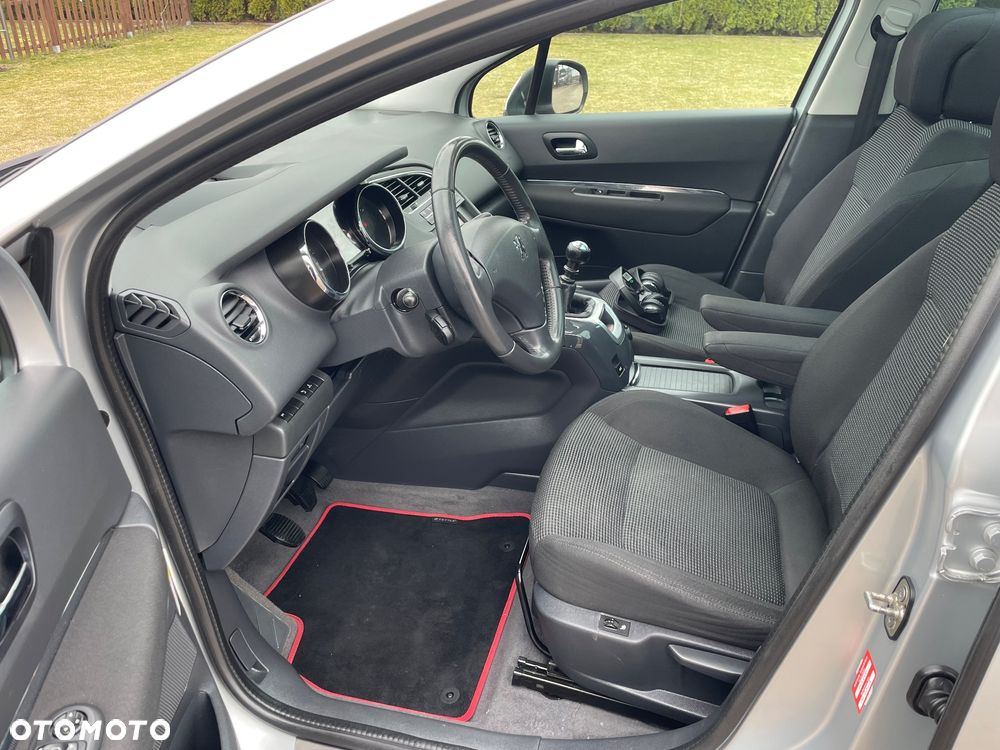 Peugeot 5008 HDI FAP 150 Family Plus - 6