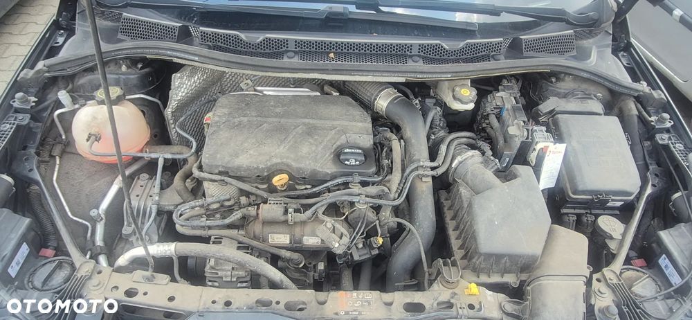 Opel Astra 1.2 T Business Elegance S&S - 8