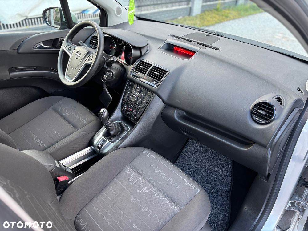 Opel Meriva - 11