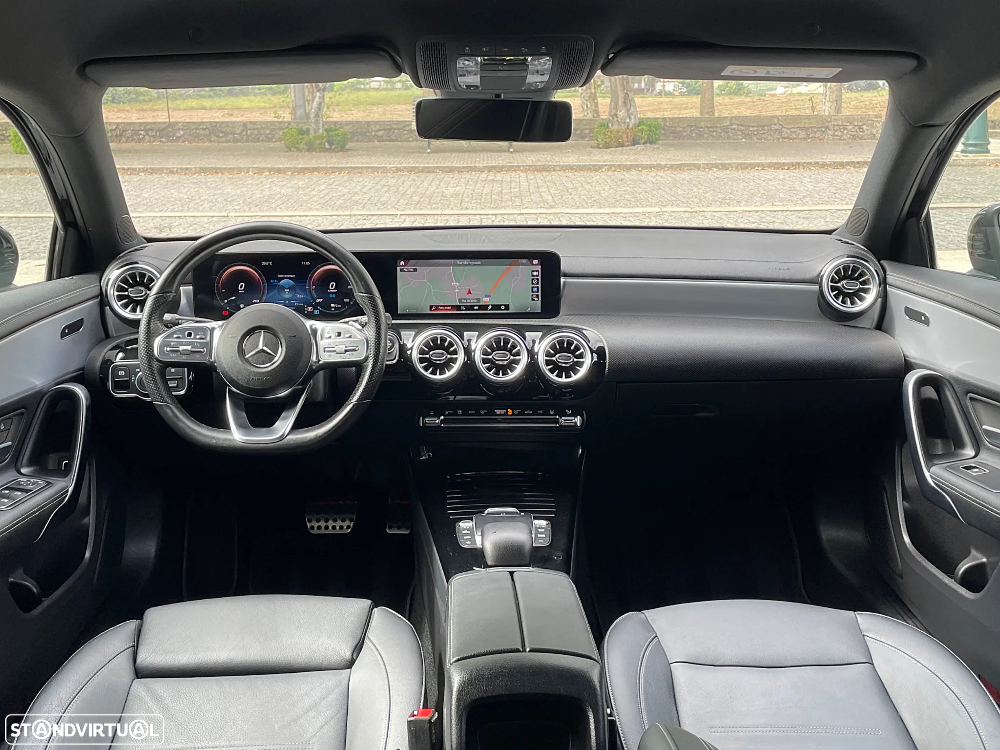 Mercedes-Benz A 250 e 8G-DCT AMG Line - 18