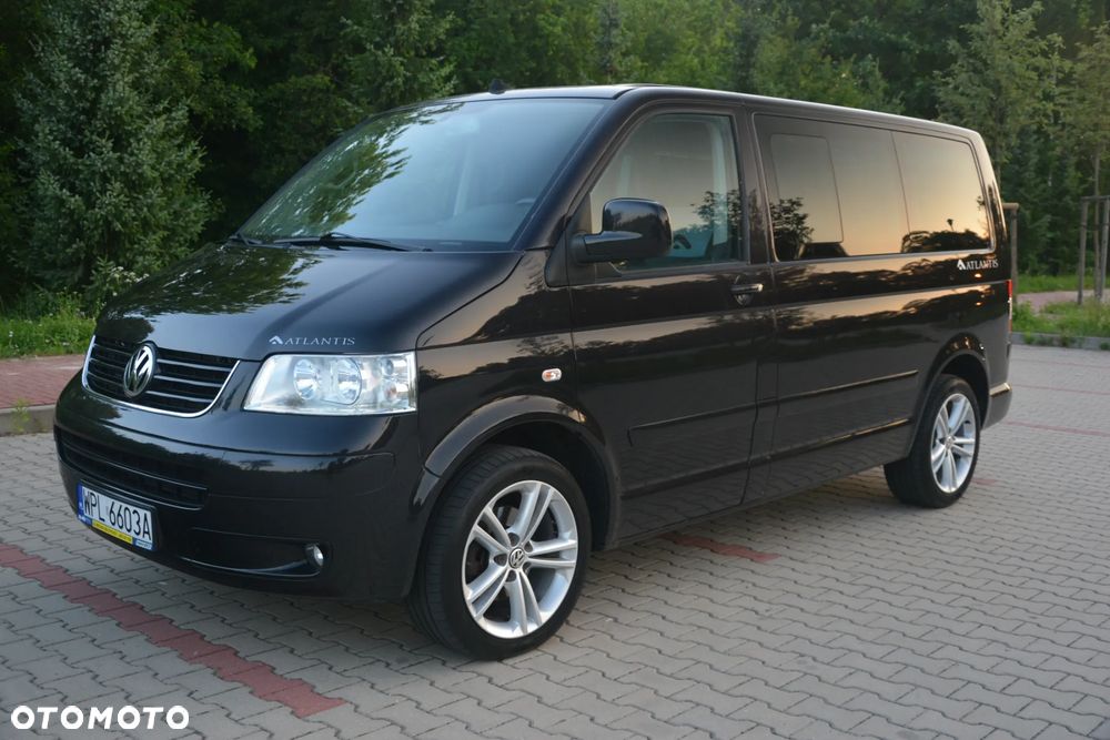 Volkswagen Multivan - 10