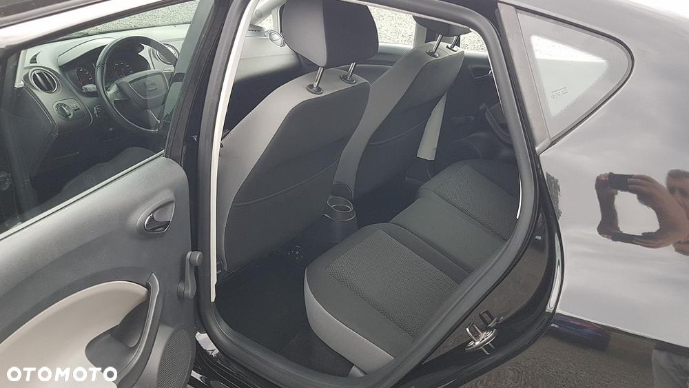 Seat Ibiza 1.4 16V Style - 25