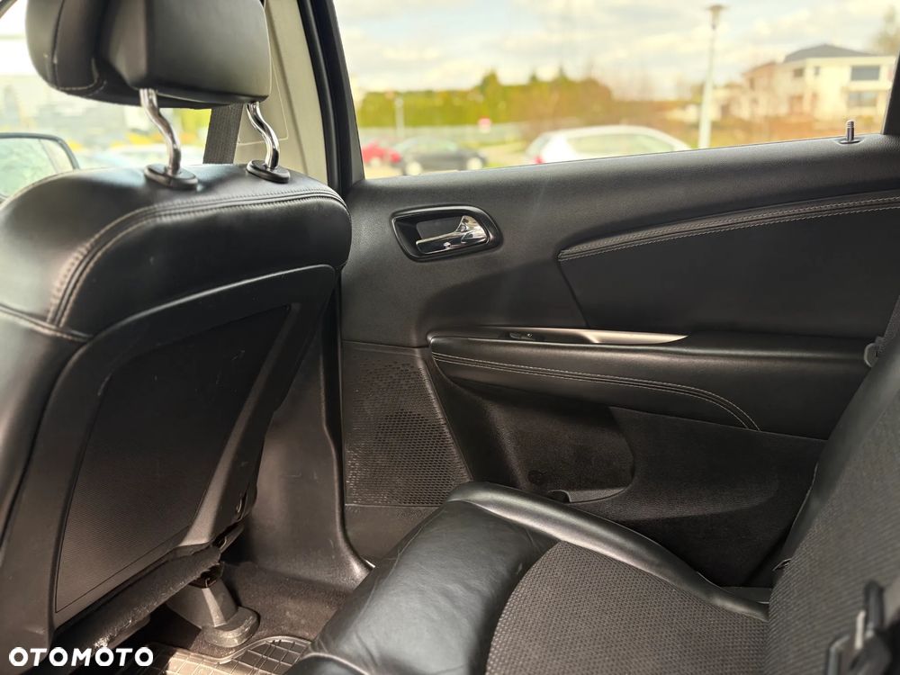 Dodge Journey - 14