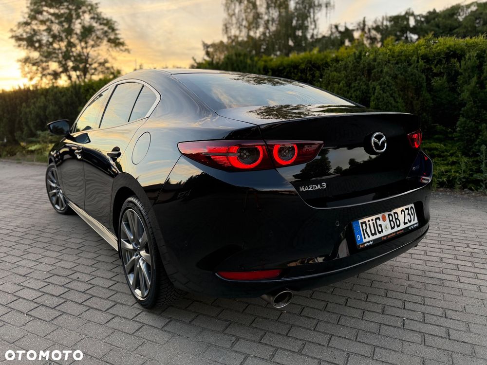 Mazda 3 2.0 mHEV Hikari - 15