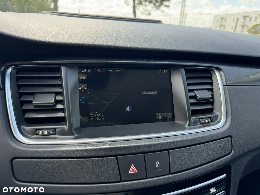 Peugeot 508 RXH Hybrid4 - 26