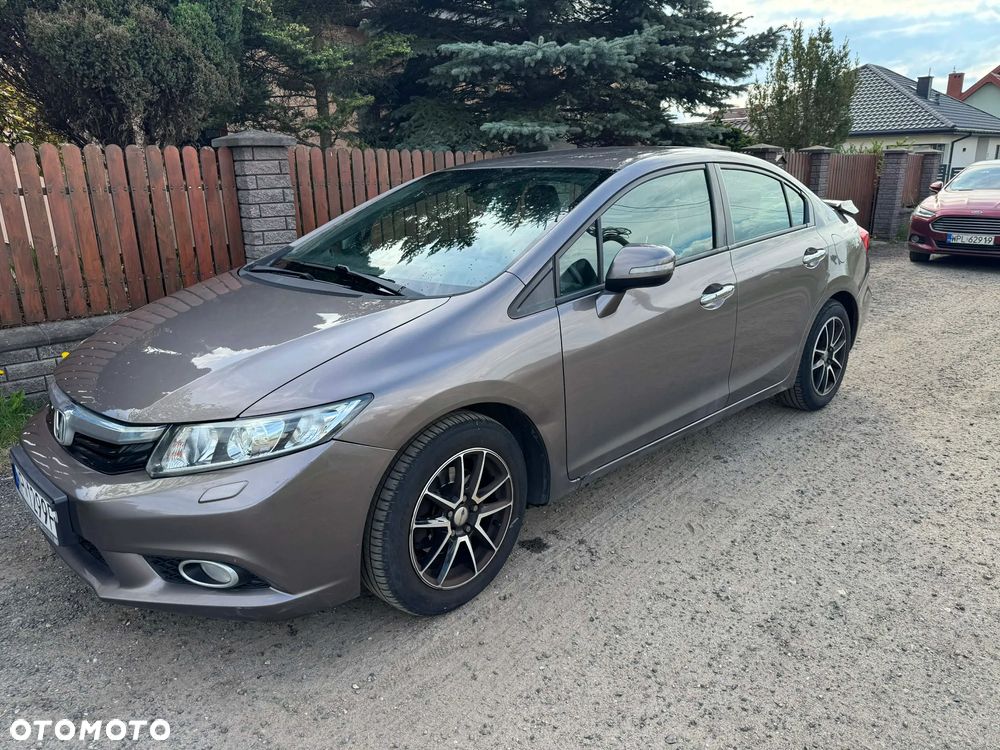 Honda Civic 1.8 Executive - 3