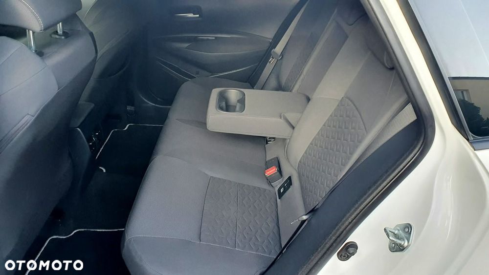 Toyota Corolla 1.8 Hybrid Comfort - 18