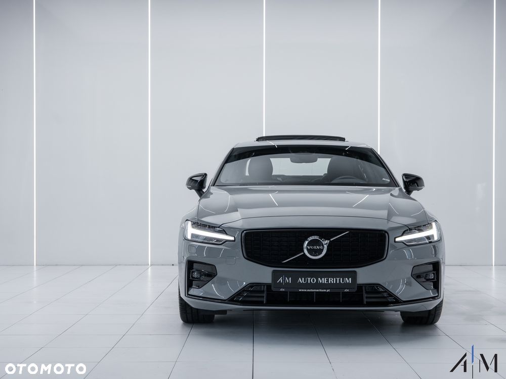 Volvo S60 B5 B AWD Ultimate Dark - 5