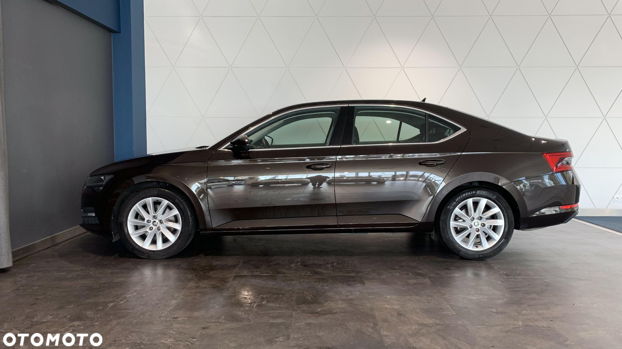 Skoda Superb 1.5 TSI Ambition DSG - 2